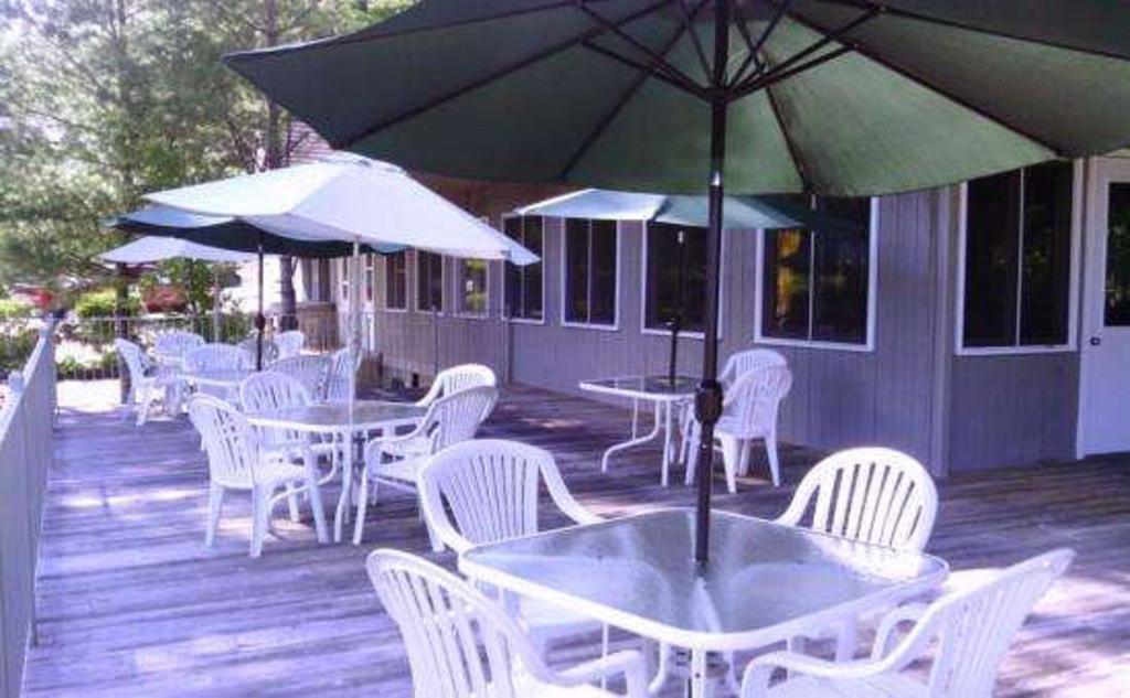 The Stone Gate Resort Lake George Exterior foto